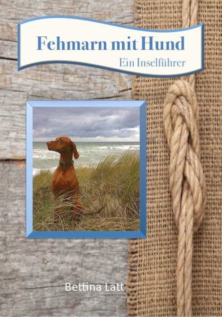 Fehmarn mit Hund by Bettina Latt