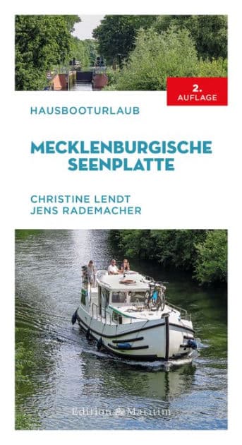 Hausbooturlaub Mecklenburgische Seenplatte by Christine Lendt