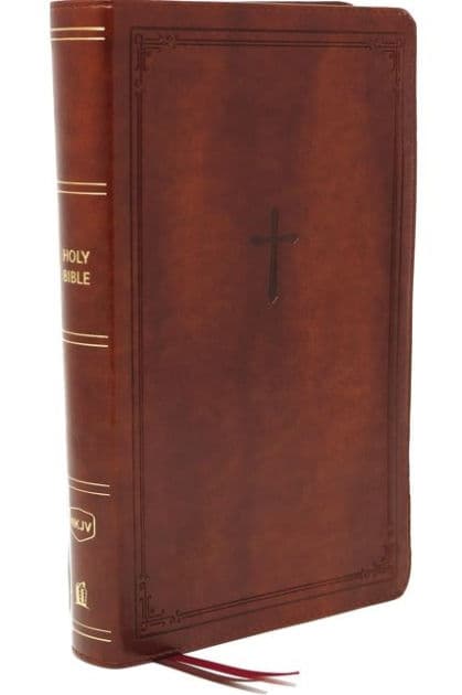 NKJV, End-of-Verse Reference Bible, Personal Size Large Print, Leathersoft, Brown, Red Letter, Comfort Print: Holy Bible, New King James Version by Thomas Nelson