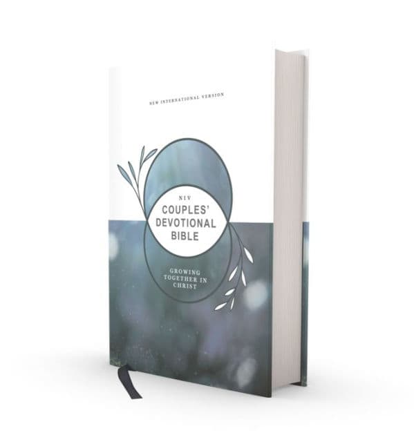 NIV, Couples' Devotional Bible (Build a Biblical Foundation for Your Marriage), Hardcover, Comfort Print: Growing Together in Christ by Zondervan