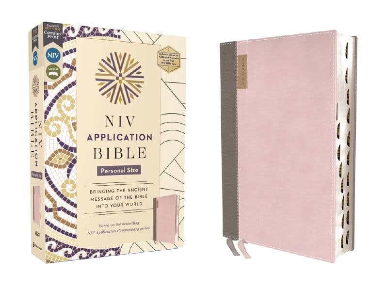 NIV Application Bible, Personal Size, Leathersoft, Pink/Gray, Red Letter, Thumb Indexed, Comfort Print: Bringing the Ancient Message of the Bible into Your World by Zondervan