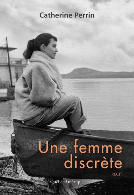 Une femme discrète by Catherine Perrin