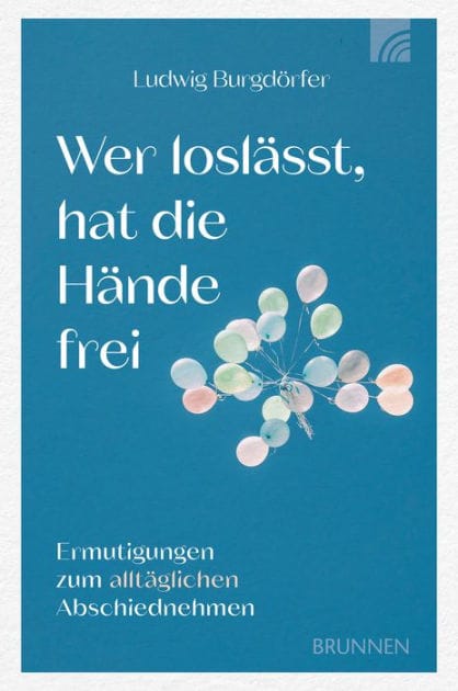 Wer loslässt, hat die Hände frei: Ermutigungen zum alltäglichen Abschiednehmen. Das Buch hilft, auch im täglichen Abschiednehmen Positives zu erleben, Freiräume für Neues zu entdecken, um erfüllt und getröstet leben zu können.